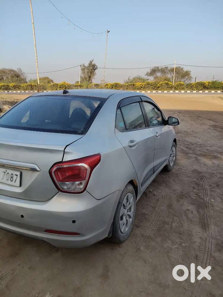 Hyundai Xcent 2015 Petrol 115000 Km Driven