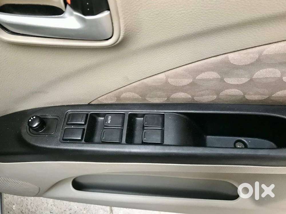 Maruti Suzuki Celerio 2014-2017 Zxi At Optional, 2016, Petrol