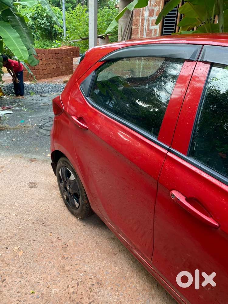 Tata Tiago Petrol 2017 Car
