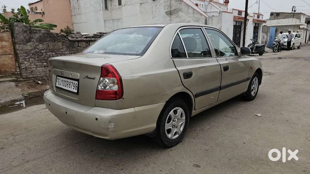 Hyundai Accent 1.5 2010 Model