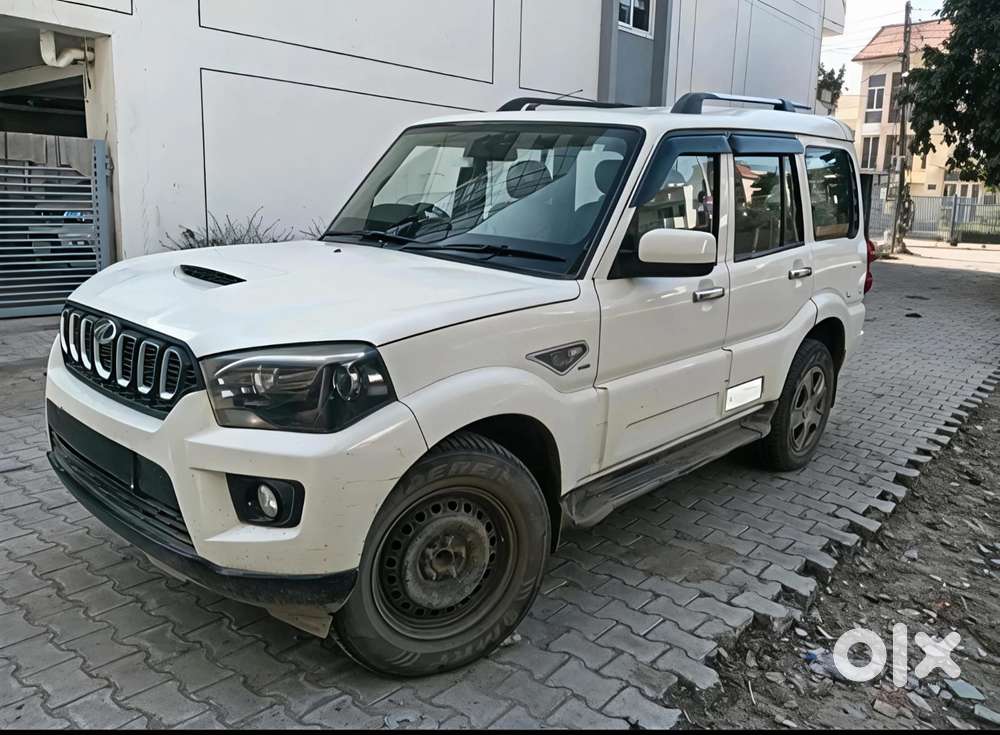 Mahindra Scorpio S6, 2017, Diesel