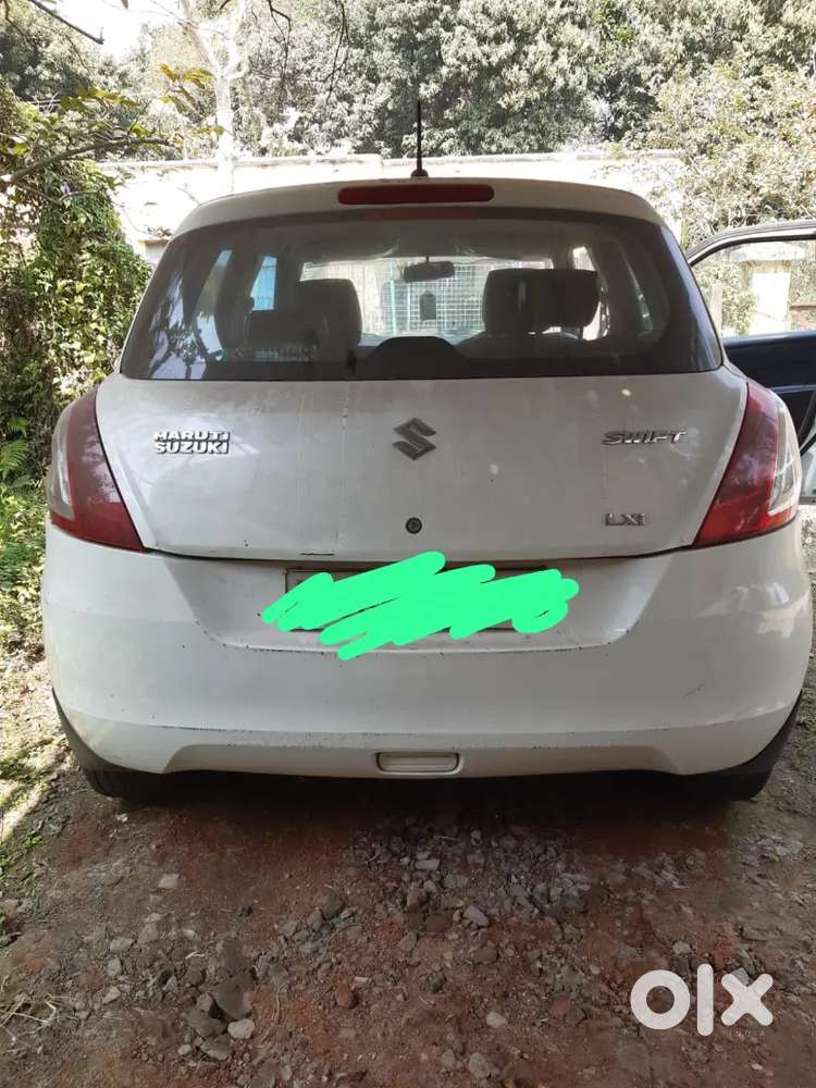 Maruti Suzuki Swift Vxi (2015 Model) For Sale