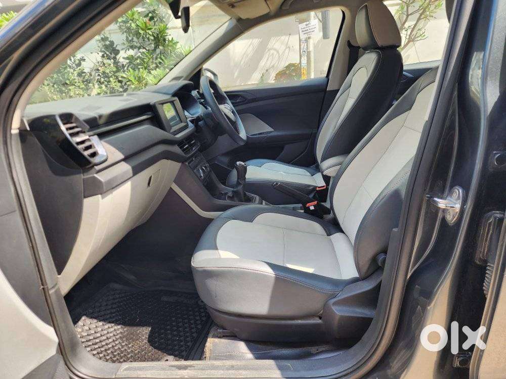 Skoda Kushaq 1.0 Tsi Active, 2022, Petrol