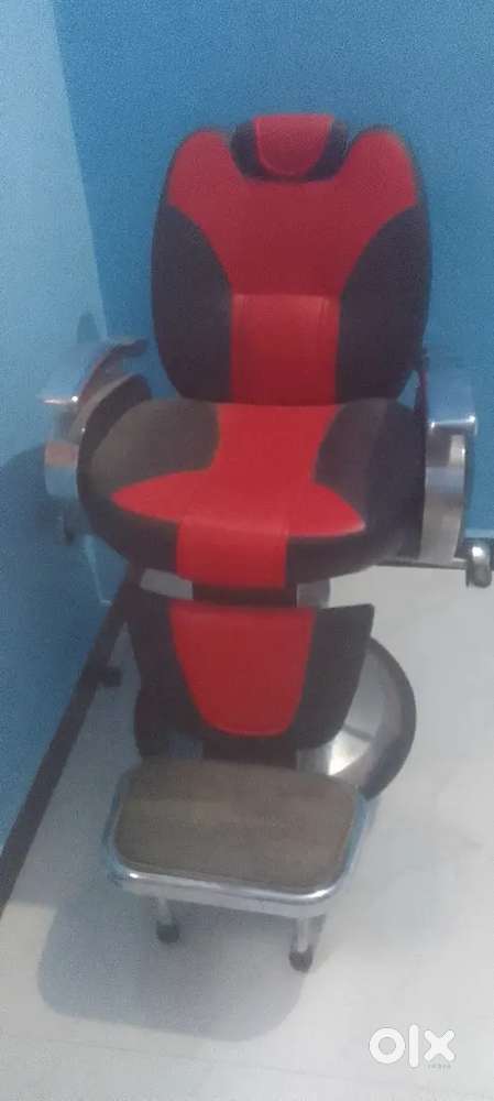 Parlour chair