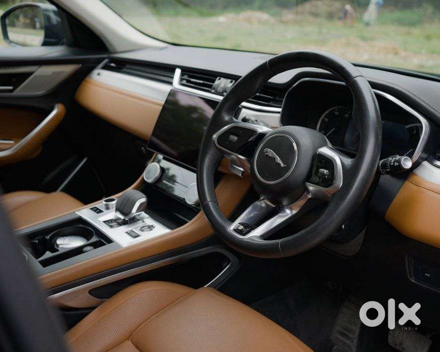 Jaguar F-pace Prestige 2.0 Petrol, 2023, Petrol