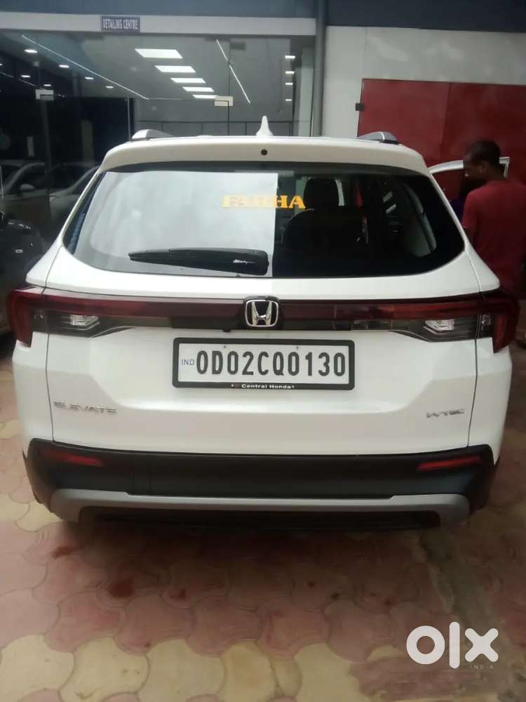 2024 Honda Elivate Manual 17000 Km Driven , Single Owner