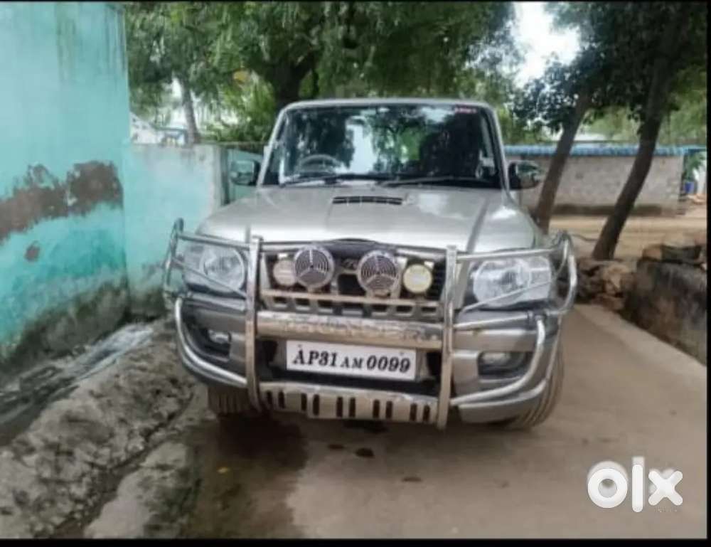 Mahindra Scorpio 2006