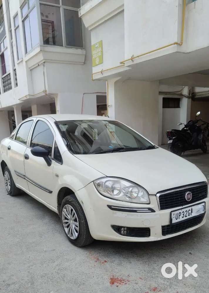 Fiat Linea Child Ac And Best Avarage 26 Per Letter With Ac