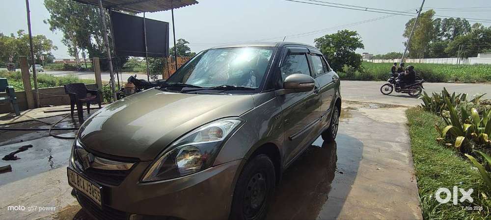 Maruti Suzuki Swift Dzire 2015 Petrol 68200 Km Driven