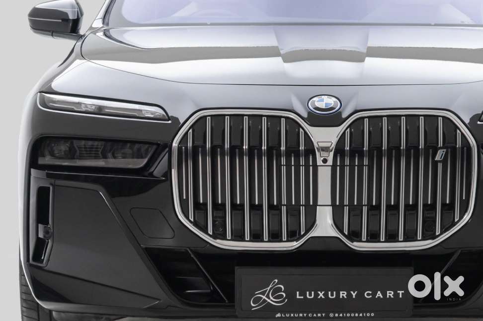 Bmw I7 Xdrive60, 2023, Electric