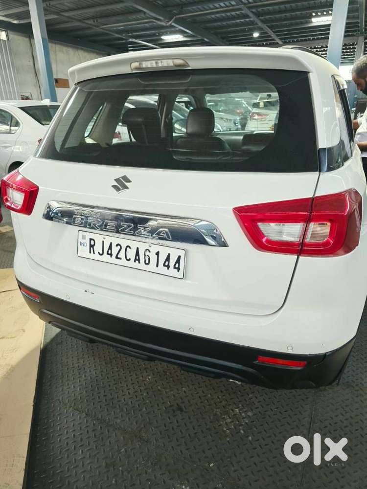Maruti Suzuki Brezza, 2022, Petrol