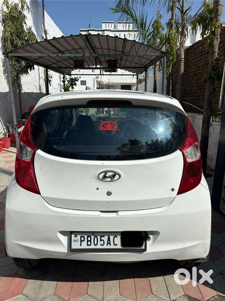 Hyundai Eon 2015 Petrol Well Maintained