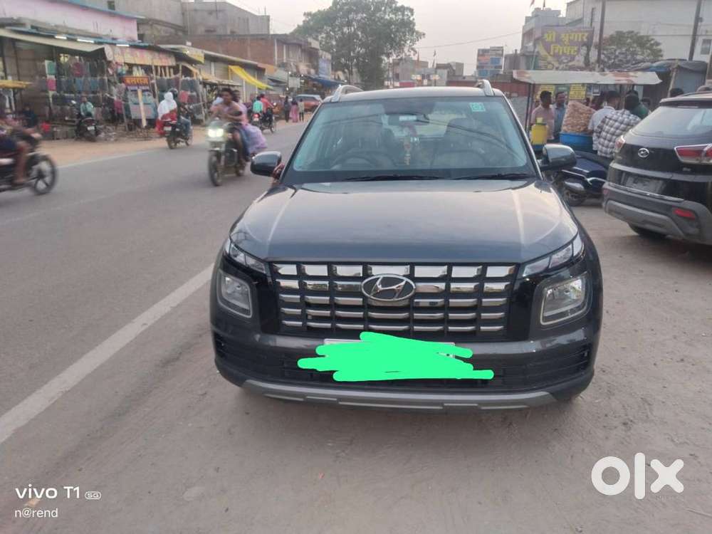 Hyundai Venue 2025 Petrol Good Condition