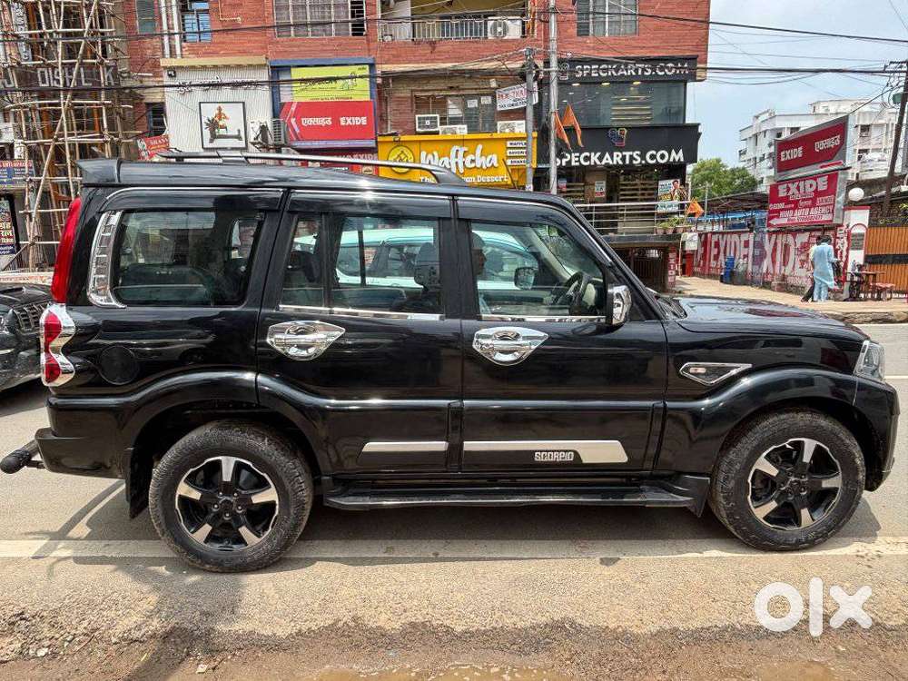 Mahindra Scorpio Classic 2.2 S 11 Mt 7 Str, 2023, Diesel
