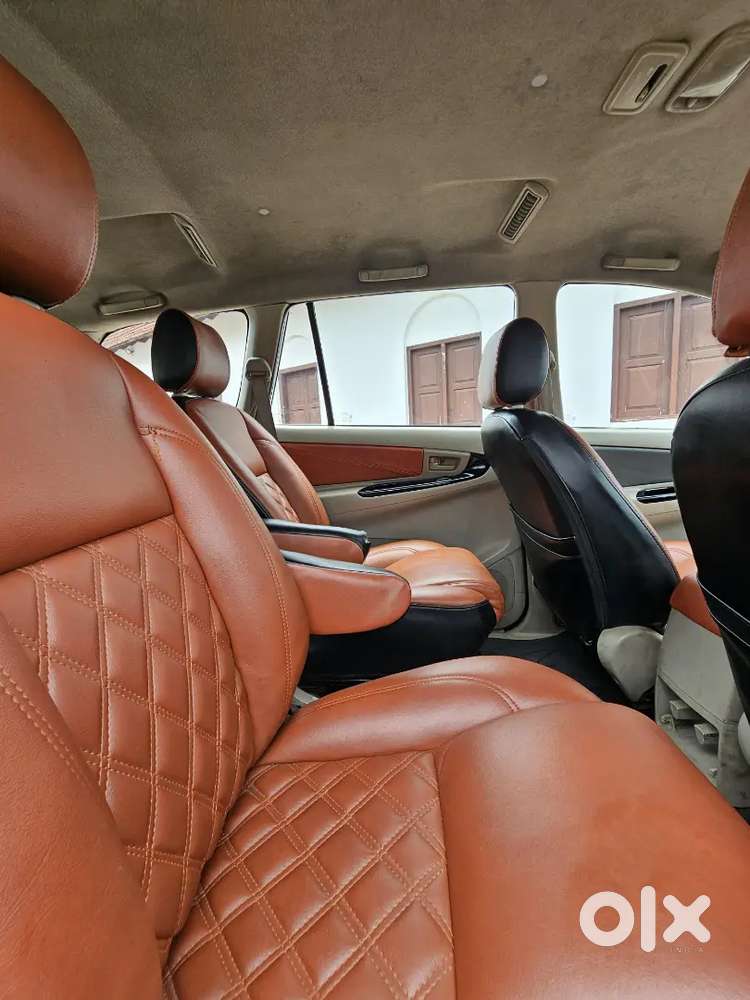 Toyota Innova 2013 Diesel 220000 Km Driven