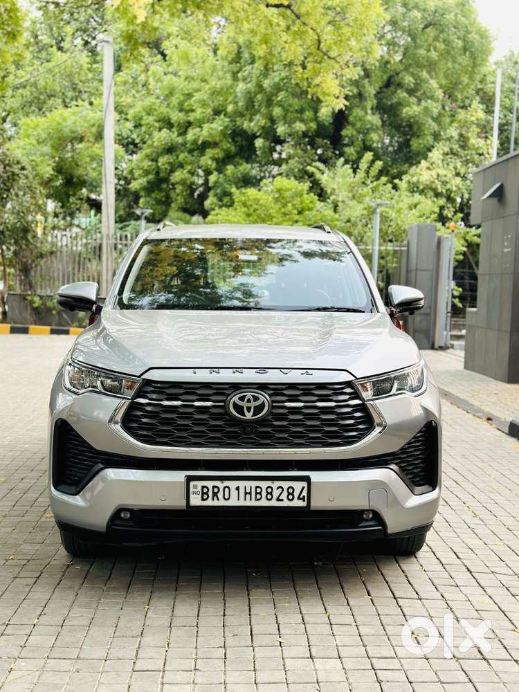 Toyota Innova Hycross 2.0 Vx Hybrid 7 Str, 2023, Petrol
