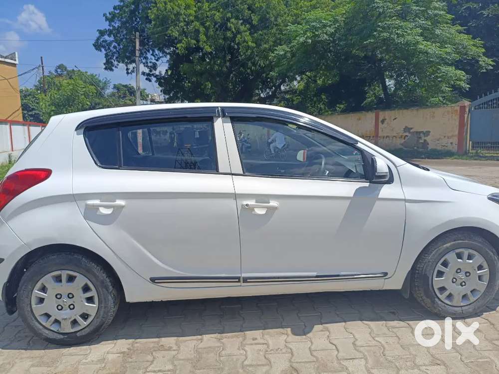 मिडिल क्लास के लोगों के लिए यह एक बहुत अच्छी कiर है