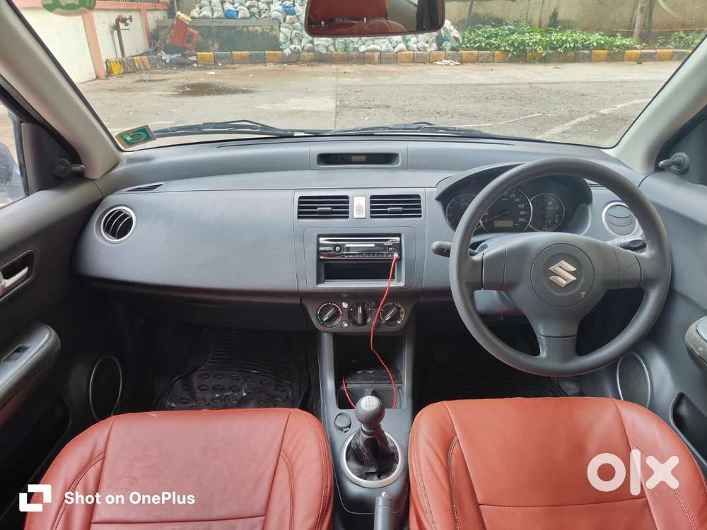 Maruti Suzuki Swift 1.3 Vxi, 2010, Petrol