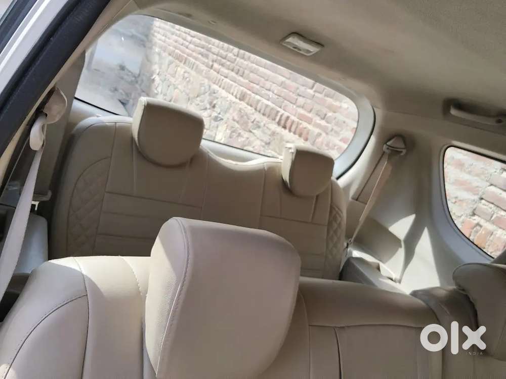 Maruti Suzuki Ertiga 2013