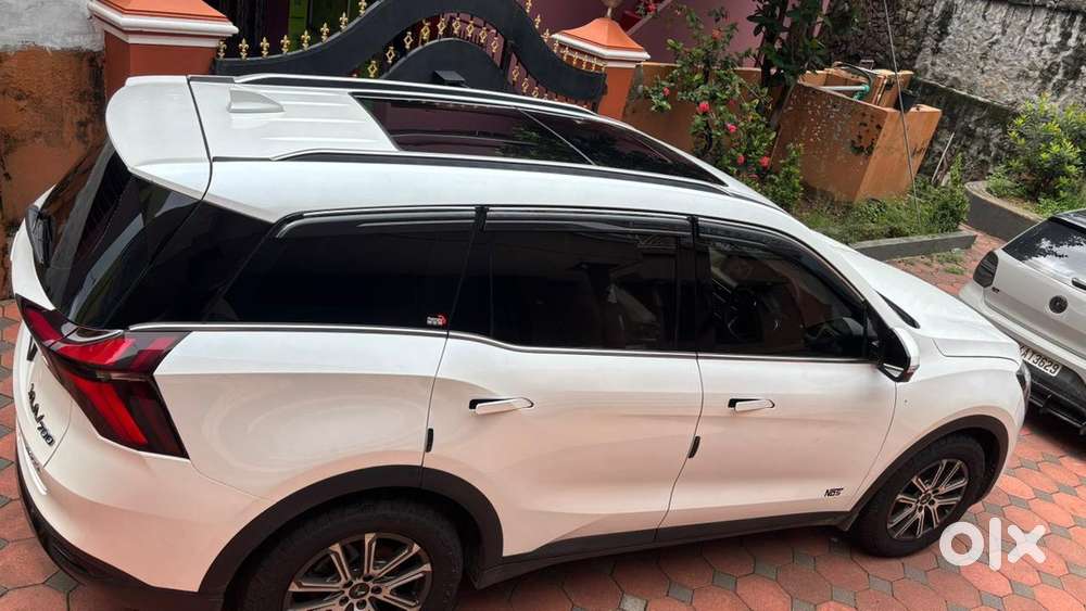 Mahindra Xuv700 Diesel 2023