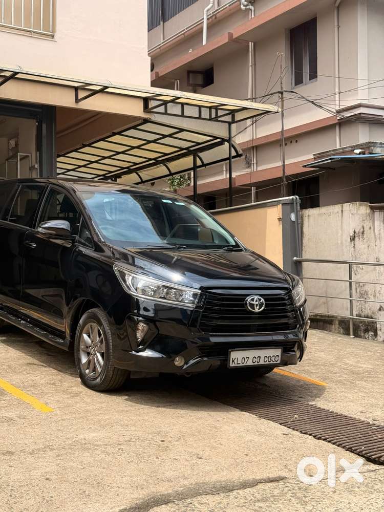 Toyota Innova Crysta 2019 2.8 Diesel Well Maintained