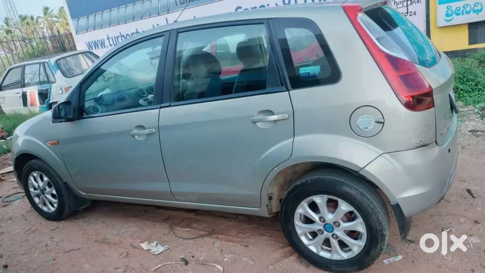 Ford Figo Diesel 2014 Top End