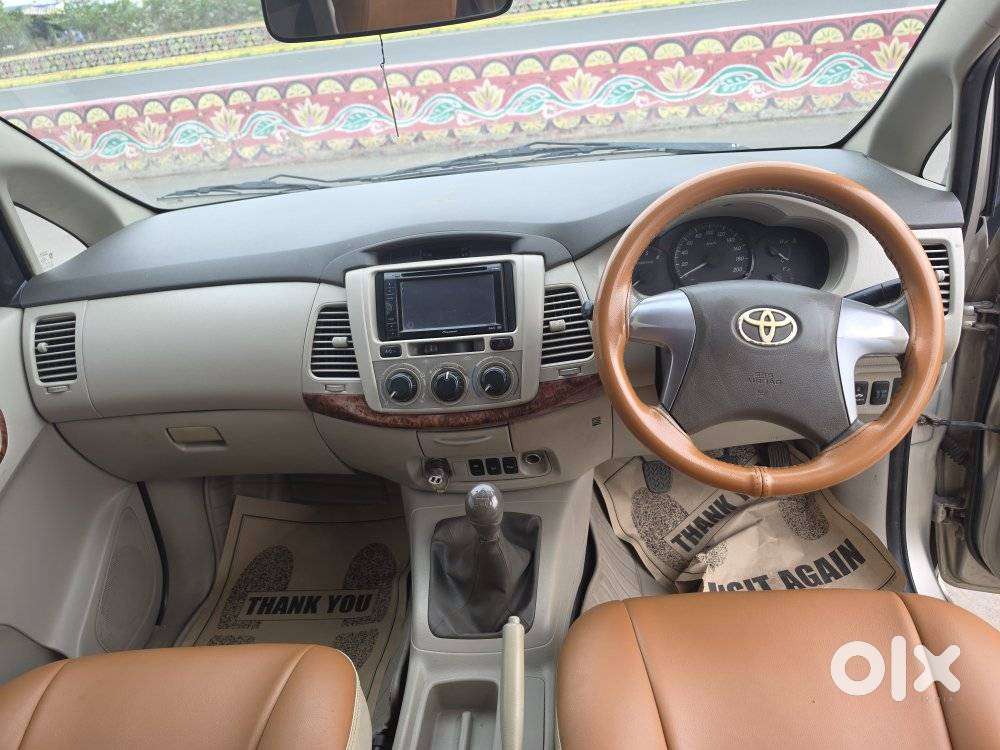 Toyota Innova 2.5 G (diesel) 8 Seater, 2014, Diesel