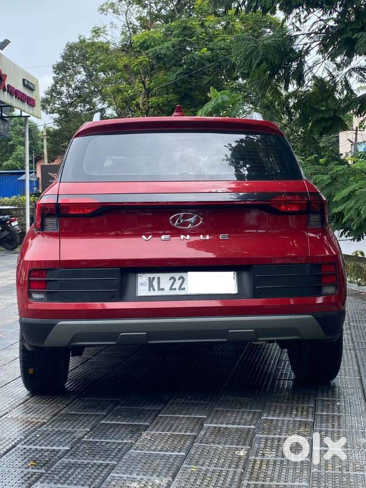 Hyundai Venue S 1.2 Petrol, 2022, Petrol