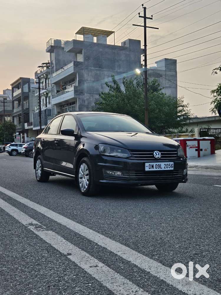 Volkswagen Vento 1.2 Tsi Highline Plus At, 2017, Petrol