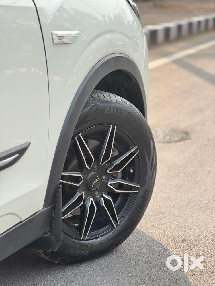 Mahindra Xuv300 W6 Diesel, 2022, Diesel