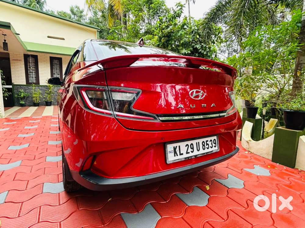 Hyundai Aura Sx Petrol 2023 - 23,307 Km Driven