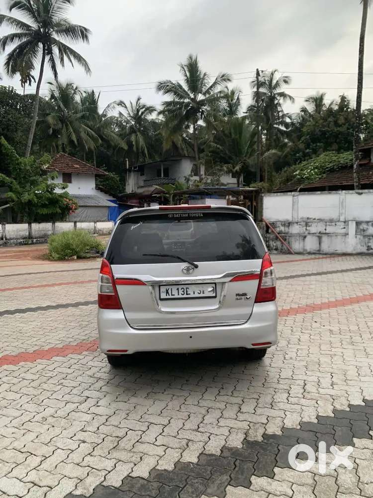 Toyota Innova Diesel 2015
