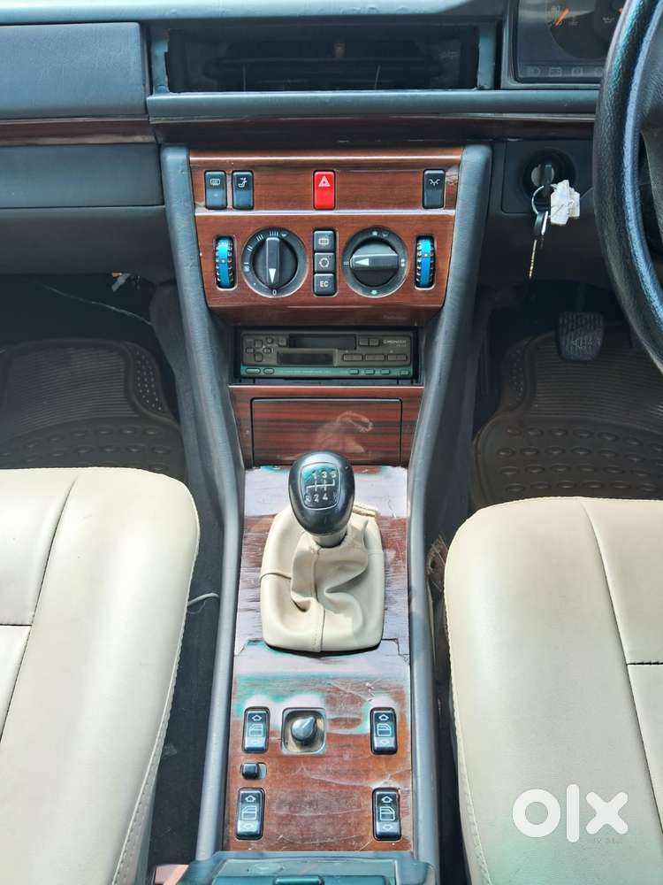 Mercedes-benz E-class 1993-2009 220 Petrol, 1996, Petrol