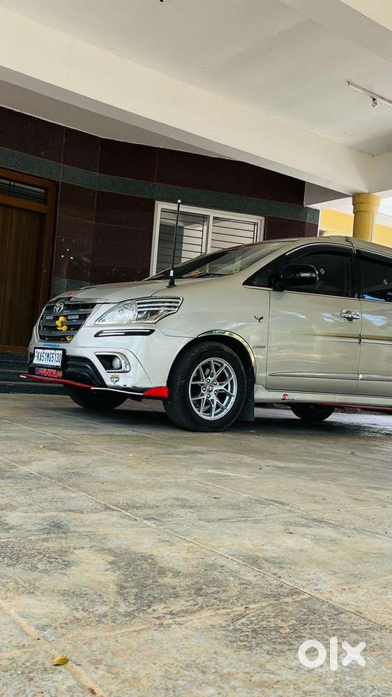 Toyota Innova 2015 Diesel Good Condition Well Maintained