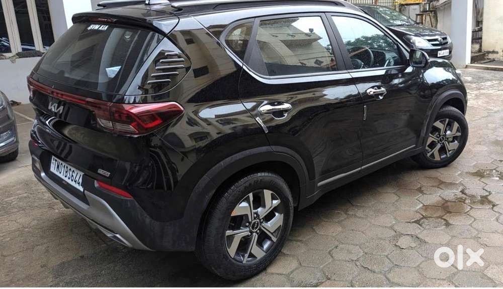 Kia Sonet 2023 Petrol 24400 Km Driven