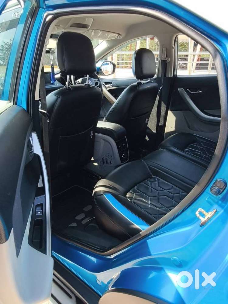 Tata Nexon 1.5 Revotorq Xz Plus Dual Tone, 2018, Petrol