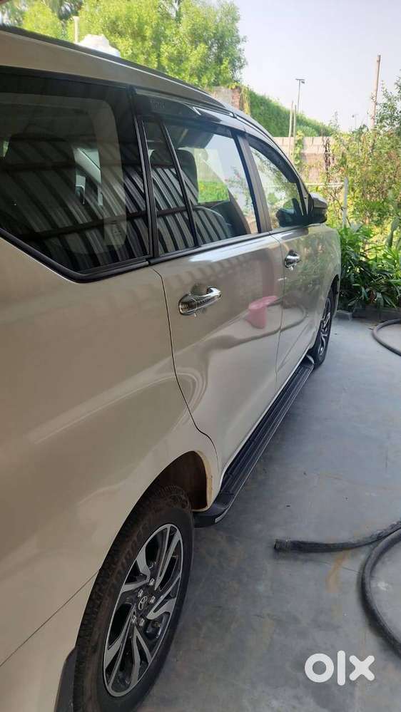 Toyota Innova Crysta 2022