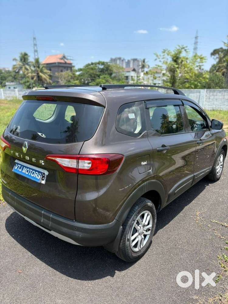 Renault Triber Rxl, 2021, Petrol