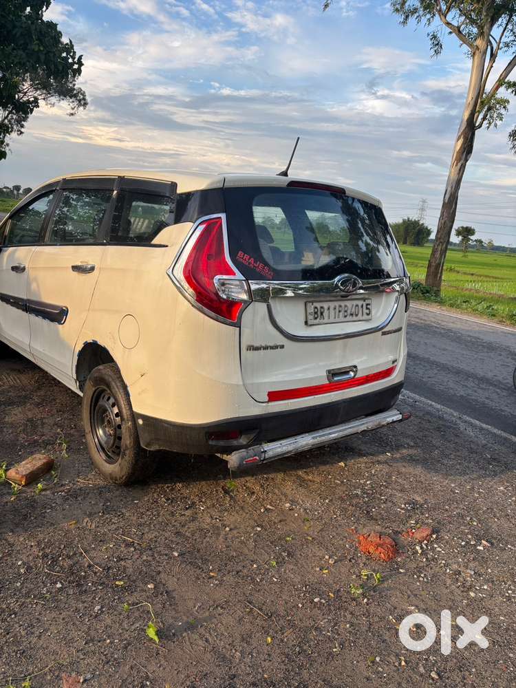 Mahindra Marazzo Diesel 2018
