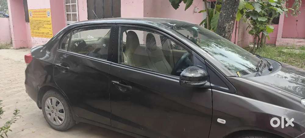 Honda Amaze Privilege 2014 Edition