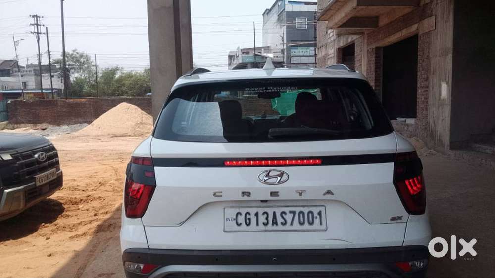 Selling Of Hyundai Creta Car  Of 2022 Make In White Colour