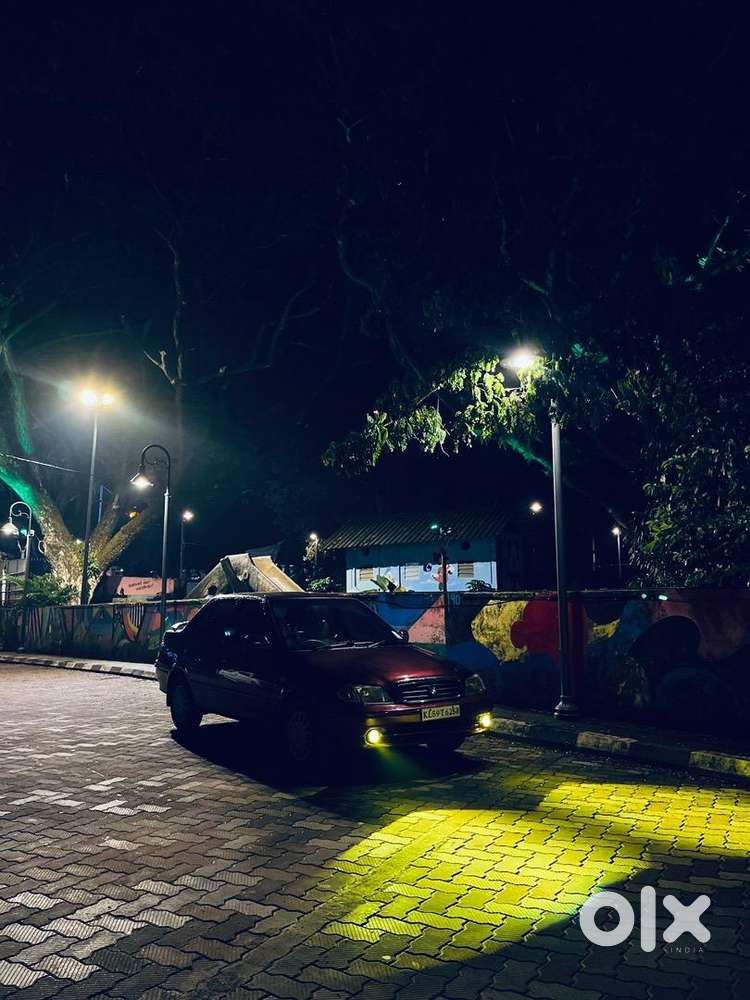 Maruti Suzuki Esteem 2010 Petrol Well Maintained