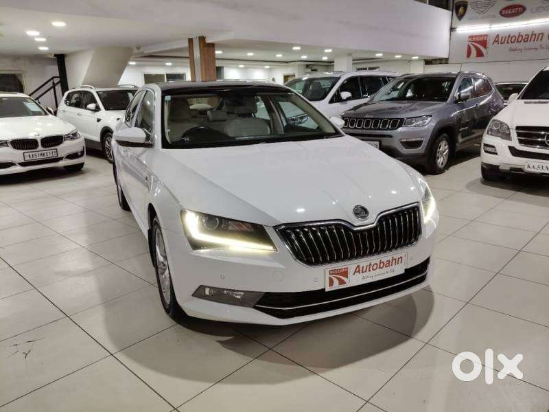 Skoda Superb L&k 2.0 Tdi At, 2017, Petrol