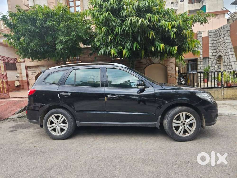 Hyundai Santa Fe Luxury Car With Vip Number Only 78,000 Driven