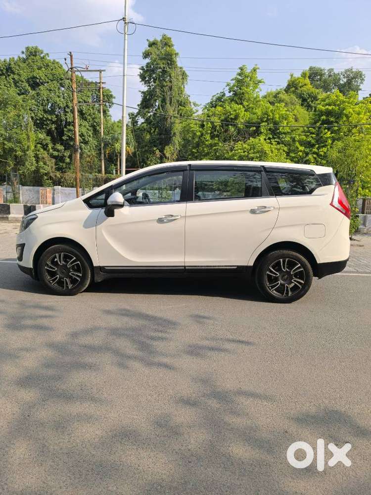 Mahindra Marazzo 1.5 M6 Plus 7 Str, 2021, Diesel