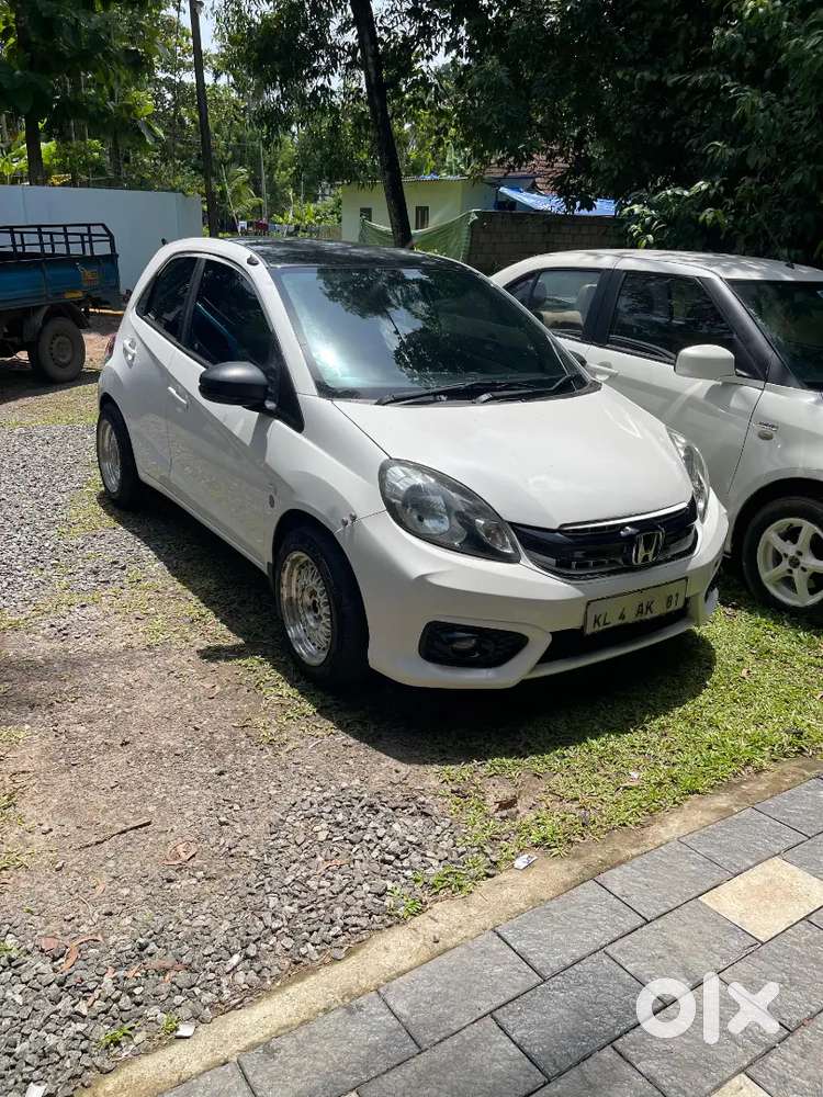 Honda Brio 2017 / New Tyre/ New Insurance/ Service History