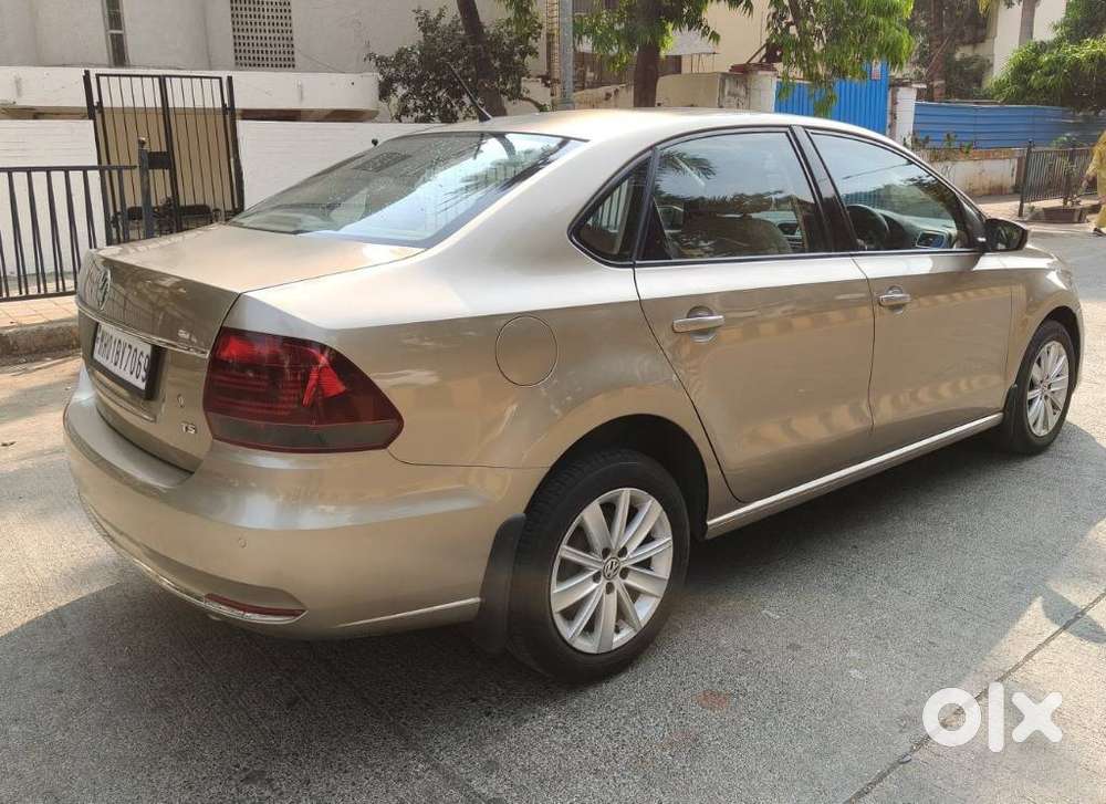 Volkswagen Vento 1.2 Highline Plus At 16 Alloy, 2015, Petrol