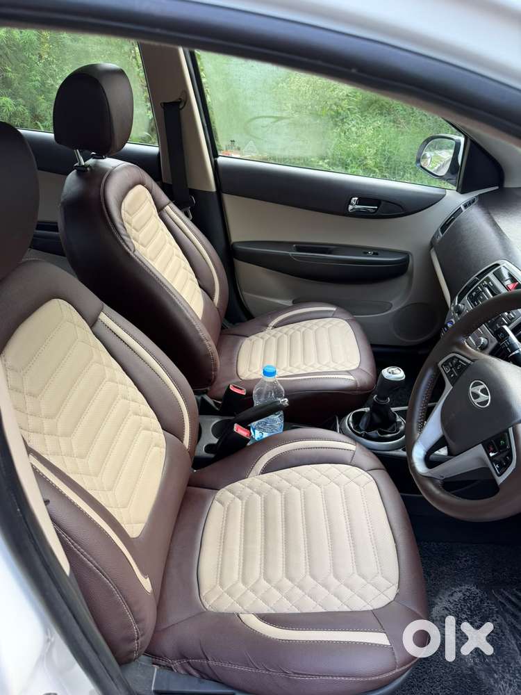 Hyundai I20 Sportz Option 1.4 Crdi, 2012, Diesel