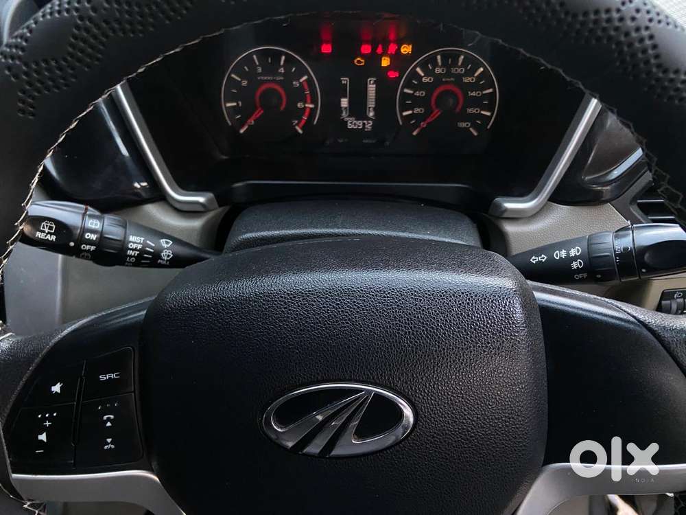 Mahindra Kuv 100 Mfalcon D75 K8 Dual Tone, 2016, Petrol