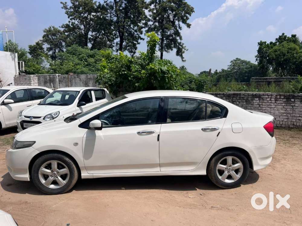 Honda City V At Exclusive, 2011, Petrol